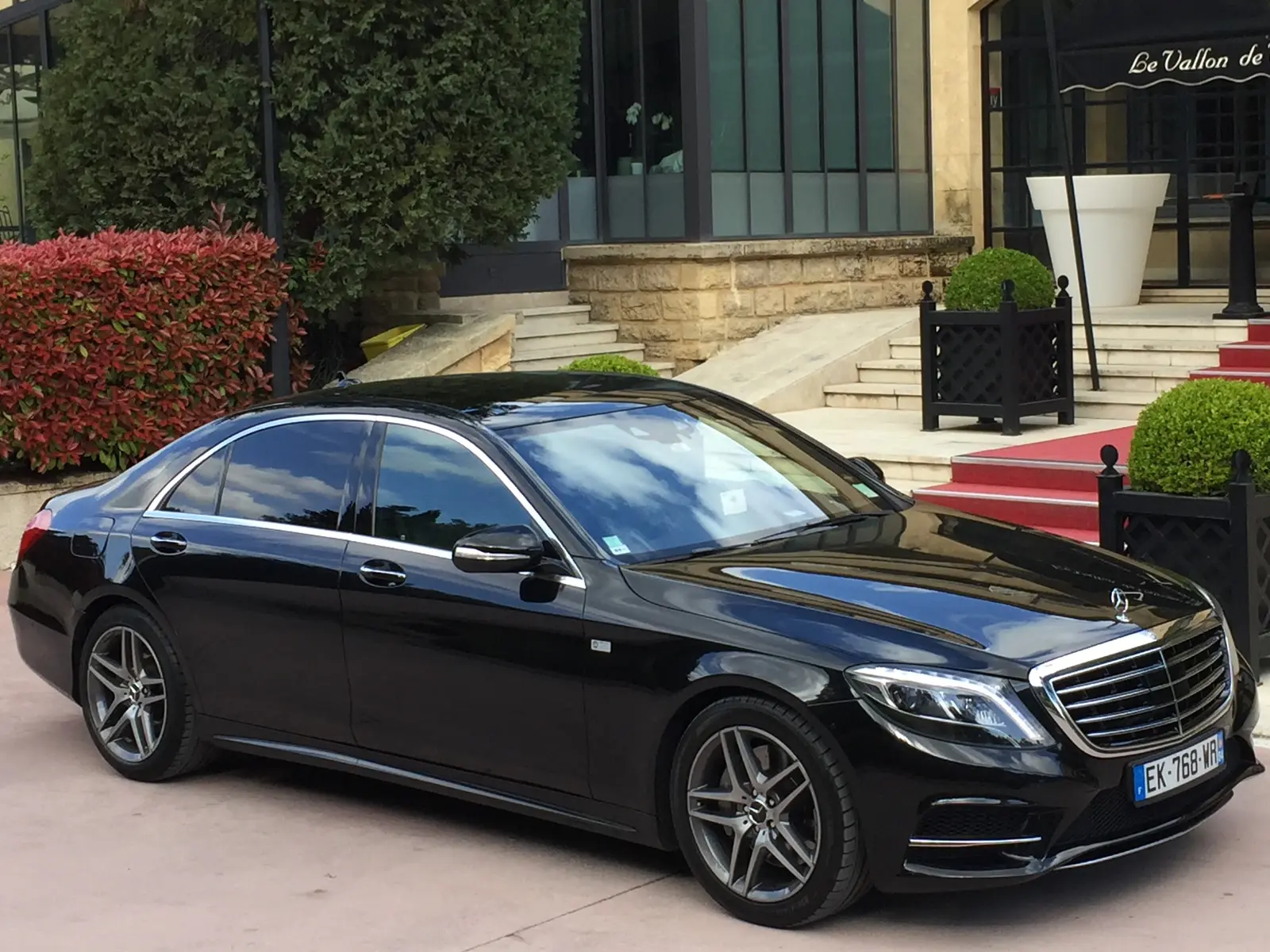 Sclass hotel